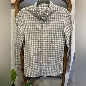 M’s J Crew gray & white checkered button-front shirt size M